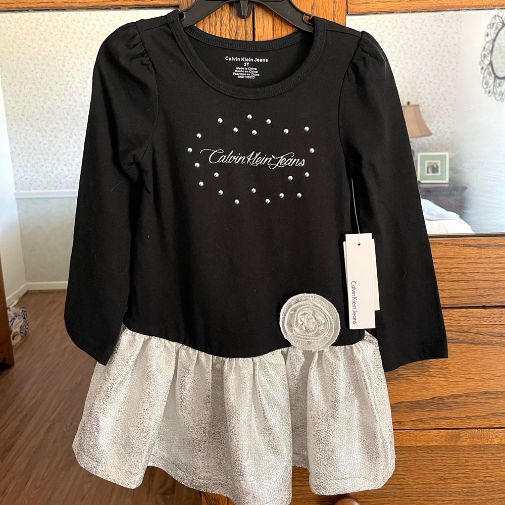 Calvin Klein Size 3T Black/Silver Dress